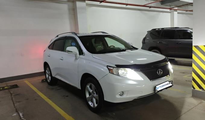 Lexus RX 2011 года