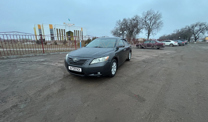 Toyota Camry 2006 года