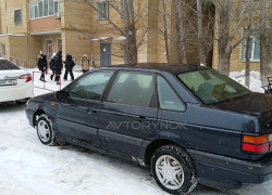 Volkswagen Passat 1992 года