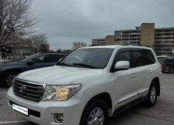 Toyota Land Cruiser 2013 года
