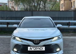 Toyota Camry 2019 года