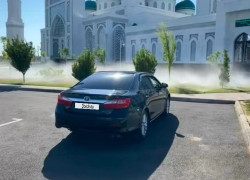 Toyota Camry 2011 года
