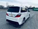 Toyota Vellfire 2011 года