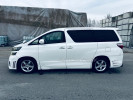 Toyota Vellfire 2011 года