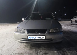 Toyota Camry 2001 года