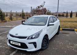 Kia Rio 2020 года