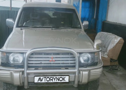 Mitsubishi Pajero 1992 года