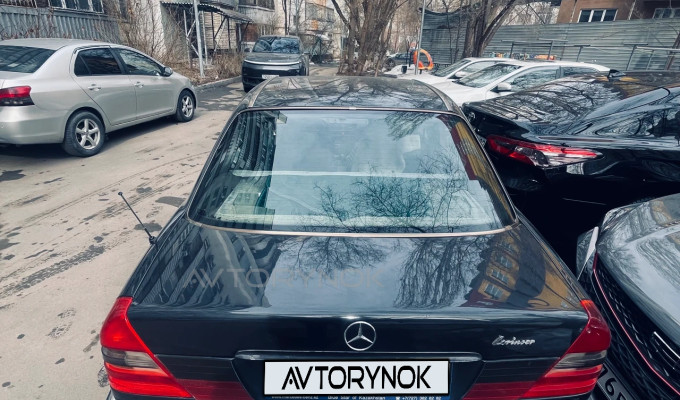Mercedes-Benz C-Класс 1993 года