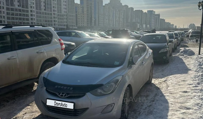 Hyundai Elantra 2011 года