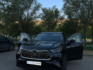 Toyota Highlander 2021 года