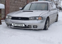 Subaru Legacy 1995 года