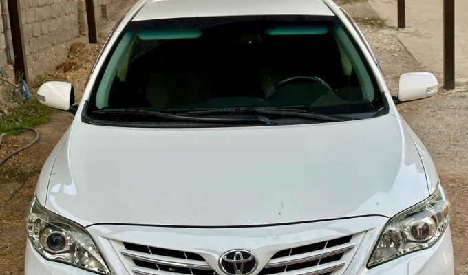 Toyota Corolla 2013 года