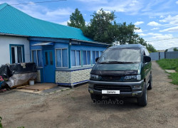 Mitsubishi Delica 1994 года
