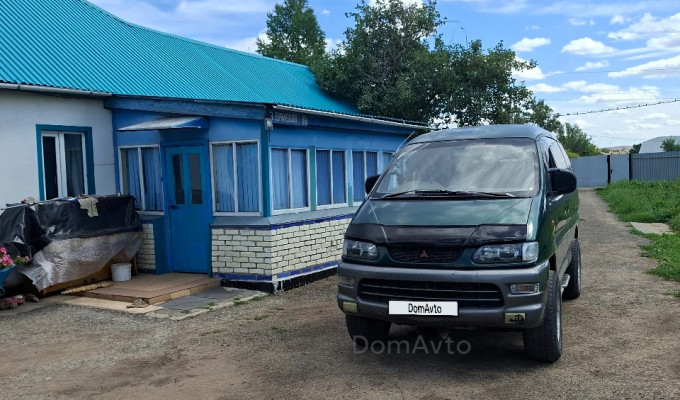 Mitsubishi Delica 1994 года