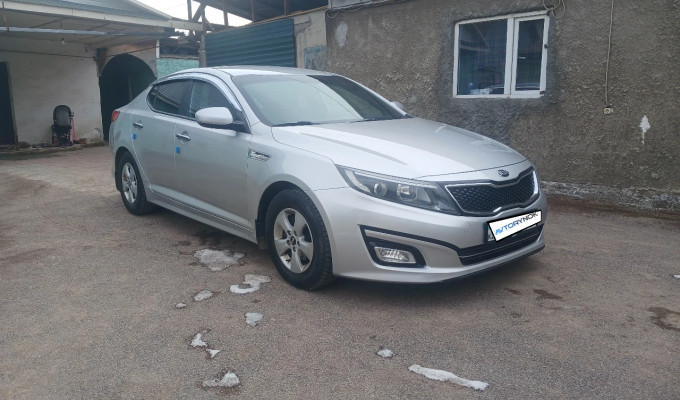 Kia K5 2014 года