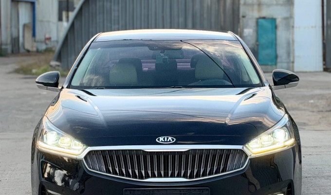 Kia K7 2018 года