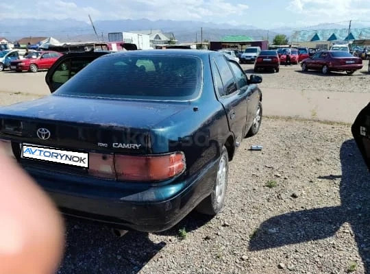 Toyota Camry 1993 года