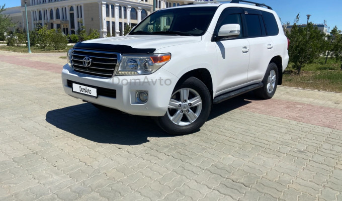 Toyota Land Cruiser 2012 года