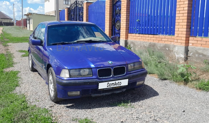 BMW 3 серия 1995 года