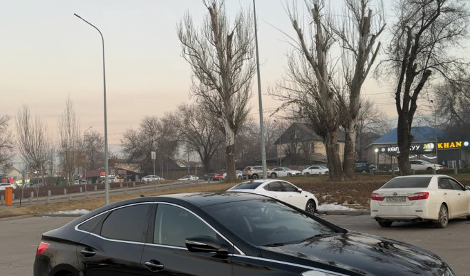 Hyundai Grandeur 2012 года