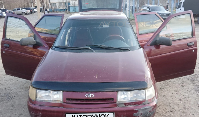 ВАЗ (Lada) 2112 2004 года