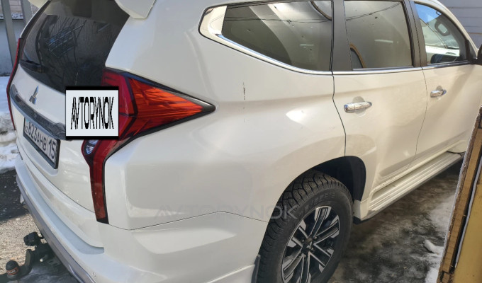 Mitsubishi Montero Sport 2023 года