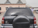 Toyota RAV4 2004 года