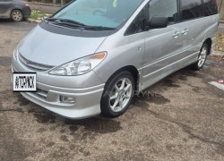 Toyota Estima 2002 года