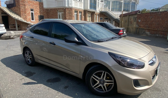 Hyundai Solaris 2012 года