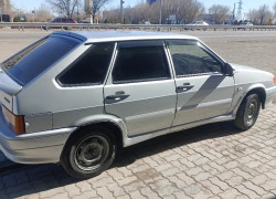 ВАЗ (Lada) 2114 2013 года