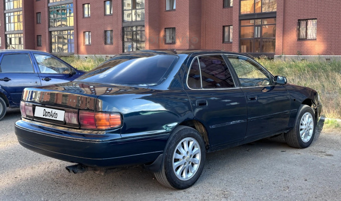 Toyota Camry 1993 года