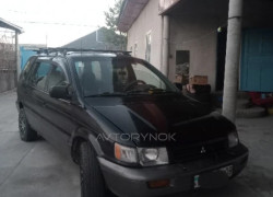 Mitsubishi Space Wagon 1994 года