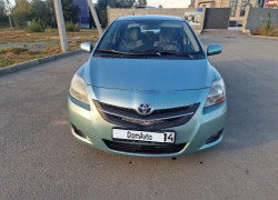 Toyota Yaris 2007 года