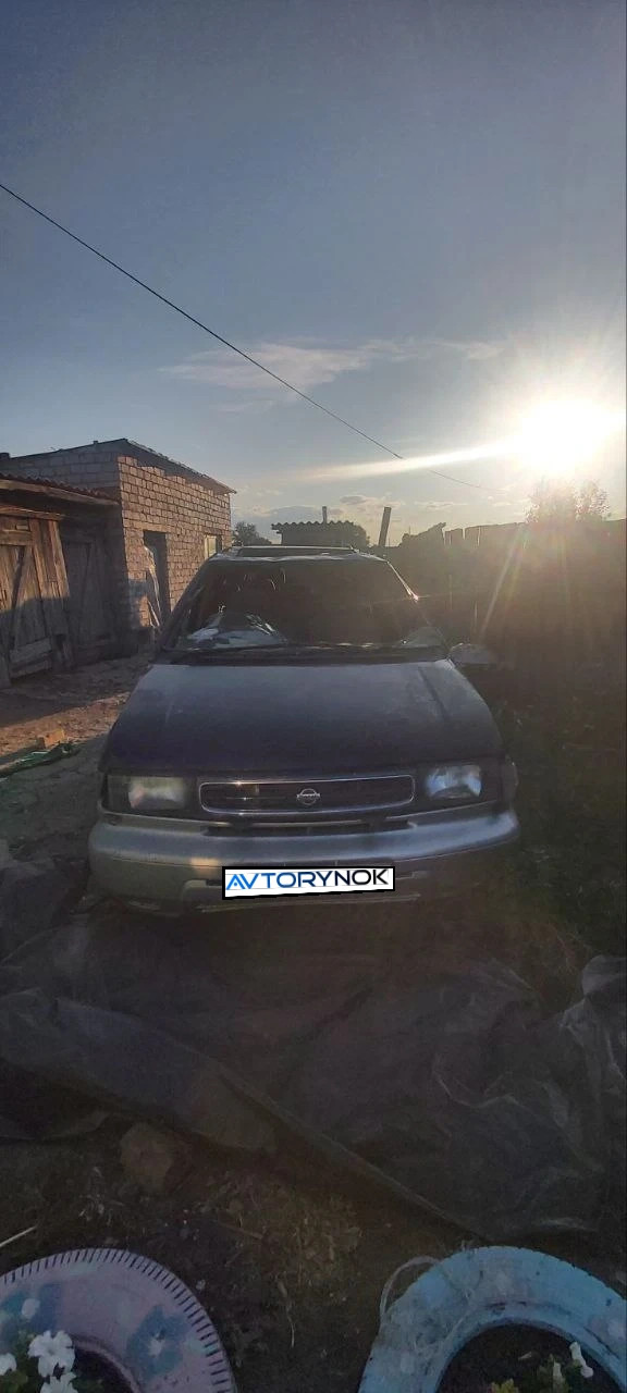 Nissan Liberty, 1998