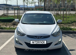 Hyundai Elantra 2015 года