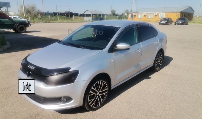 Volkswagen Polo 2012 года