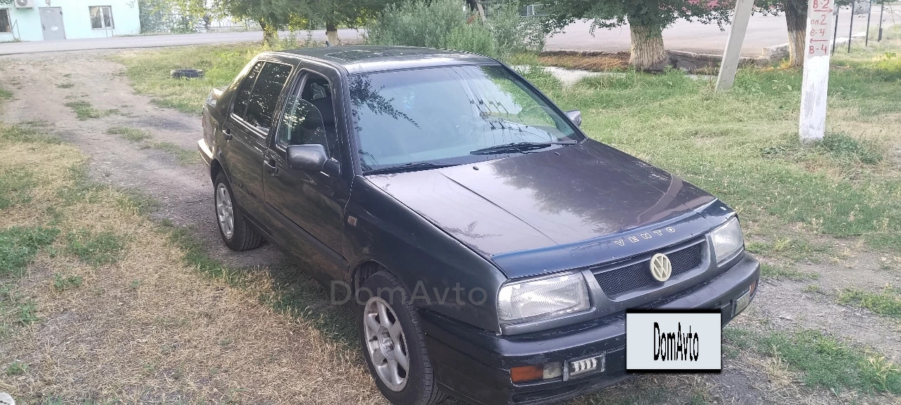 Volkswagen Vento, 1992