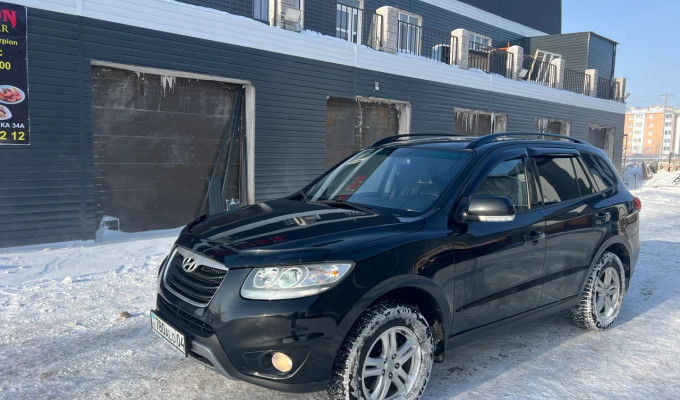 Hyundai Santa Fe 2011 года