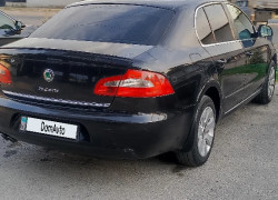 Skoda Superb 2012 года