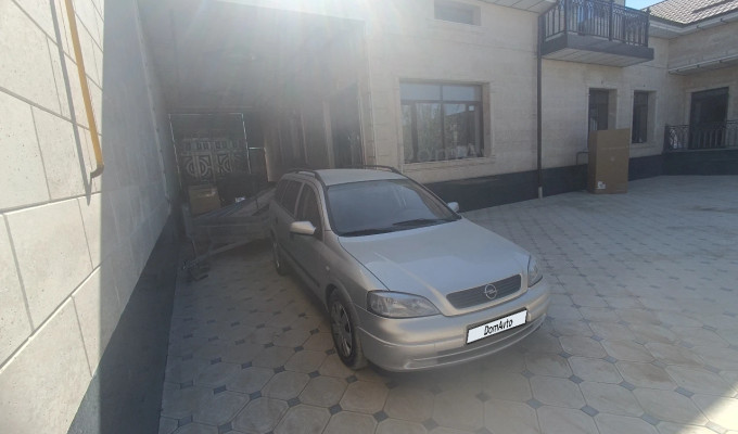 Opel Astra 2001 года