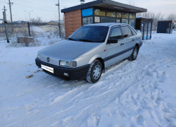 Volkswagen Passat 1993 года