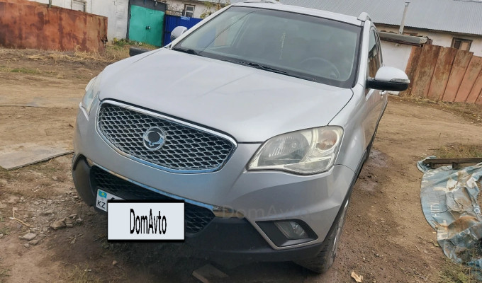 SsangYong Actyon 2011 года