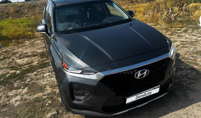 Hyundai Santa Fe 2018 года