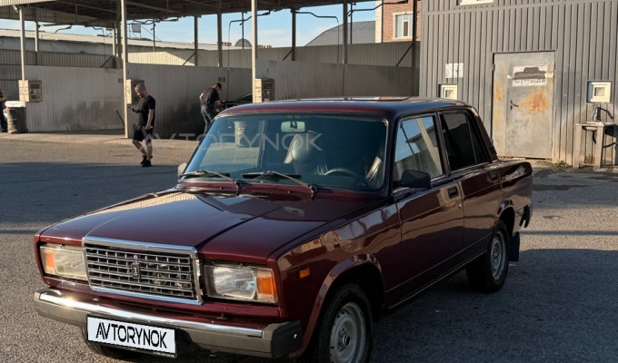 ВАЗ (Lada) 2107 2011 года