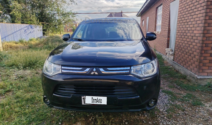 Mitsubishi Outlander 2013 года