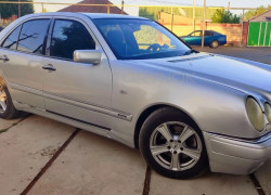 Mercedes-Benz E-Класс 1996 года