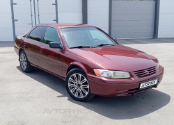 Toyota Camry 1999 года