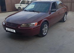 Toyota Camry 1999 года