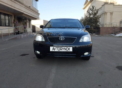 Toyota Corolla 2002 года