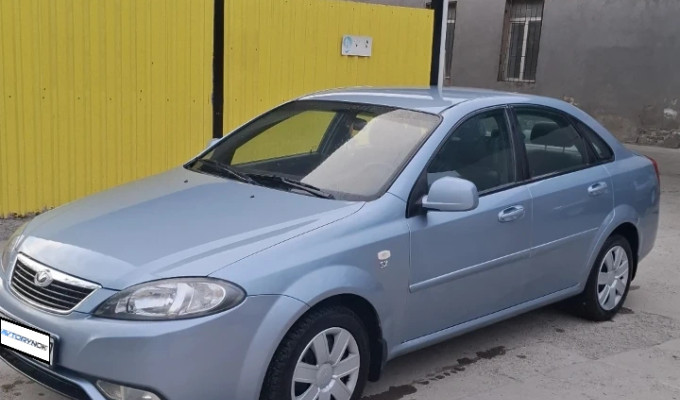 Daewoo Gentra 2014 года